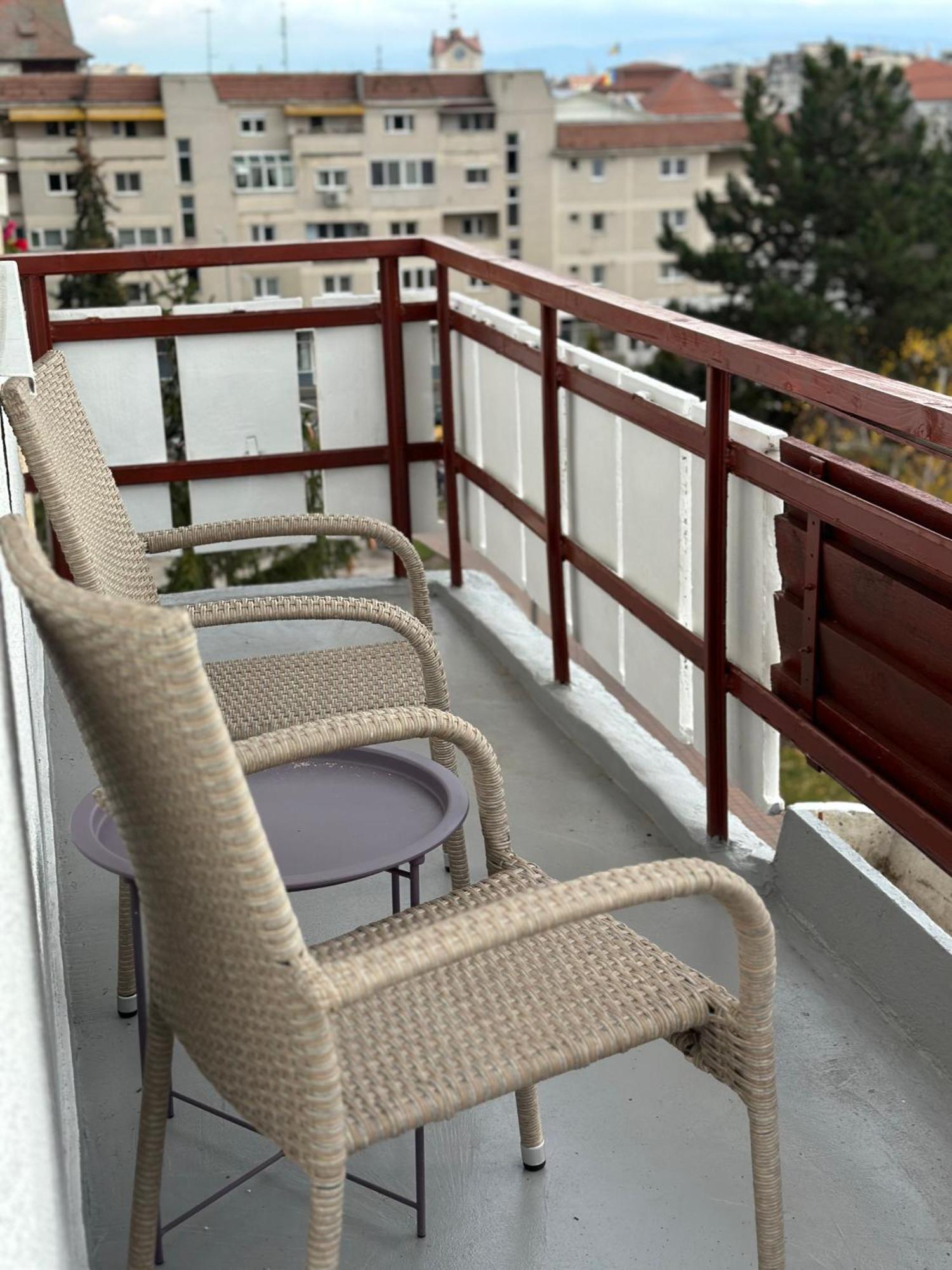 Appartement Sendy Apartman 2 à Sfântu-Gheorghe Extérieur photo